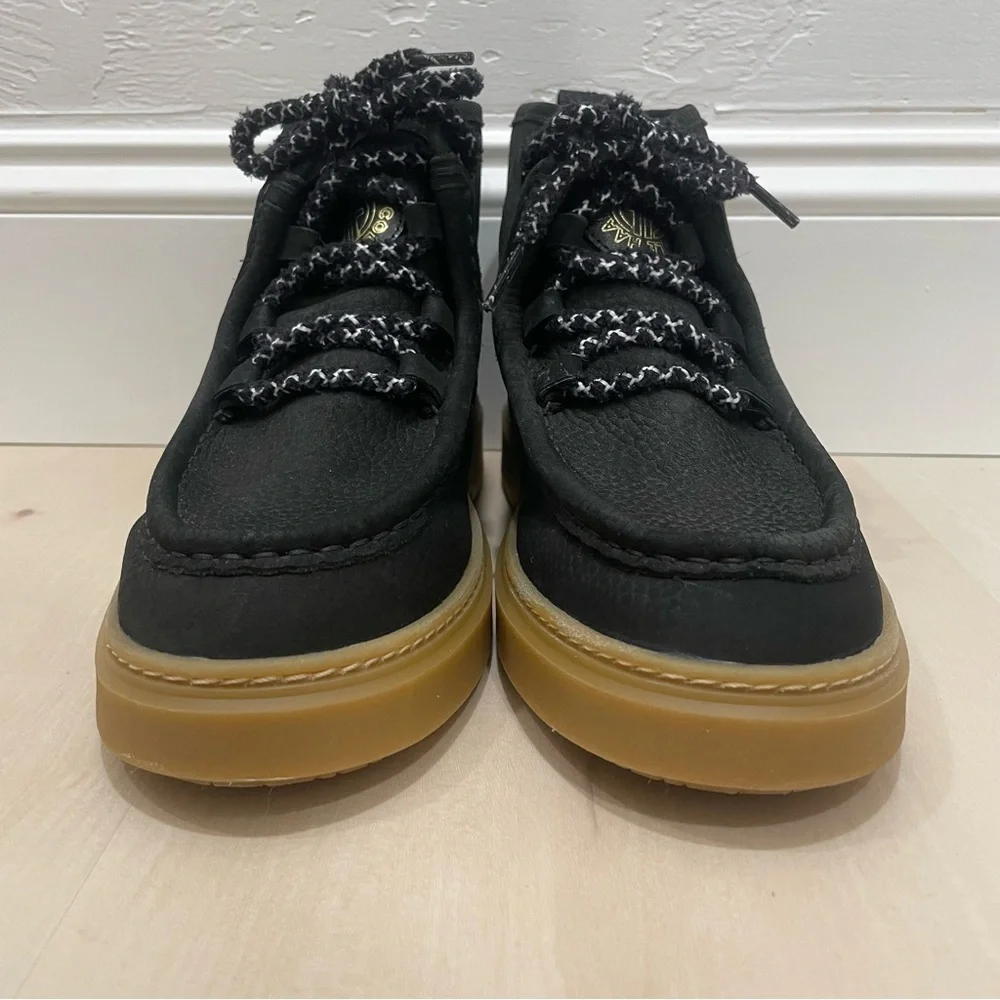 Cole Haan Women's 7.5 B All Day Summit Chukka Bootie Black Boots
